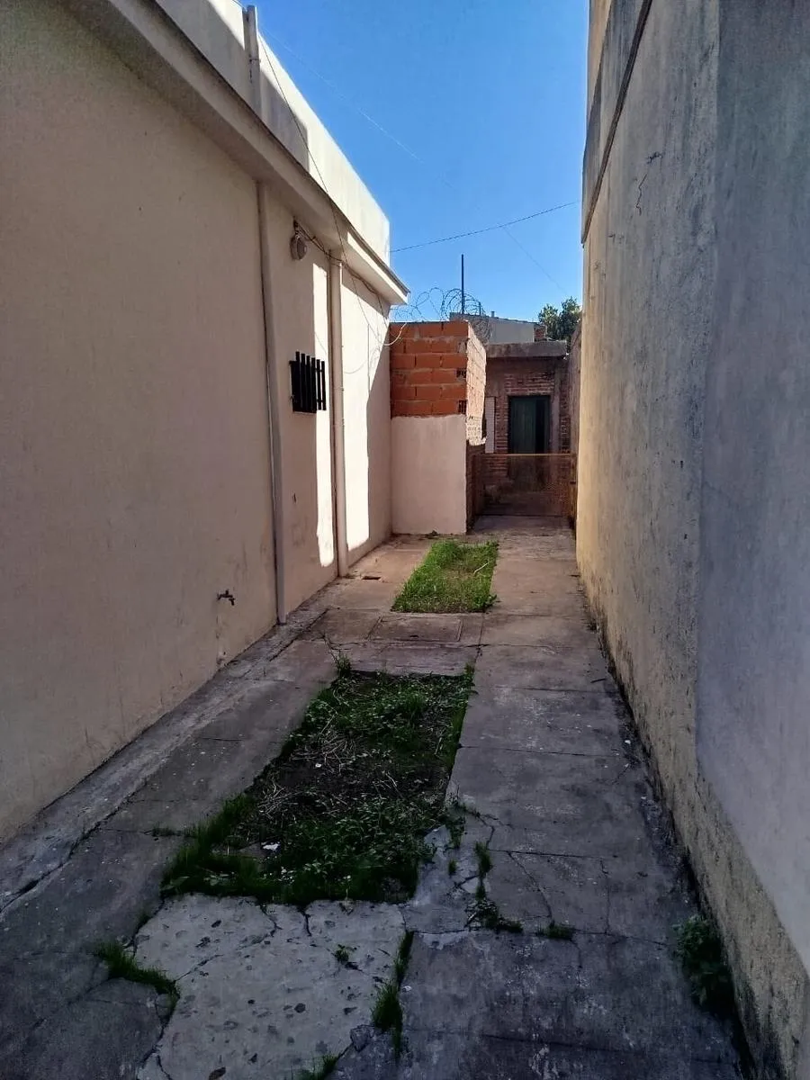 Cochera en VALENTIN CARDOSO al 1800, Ramos Mejia