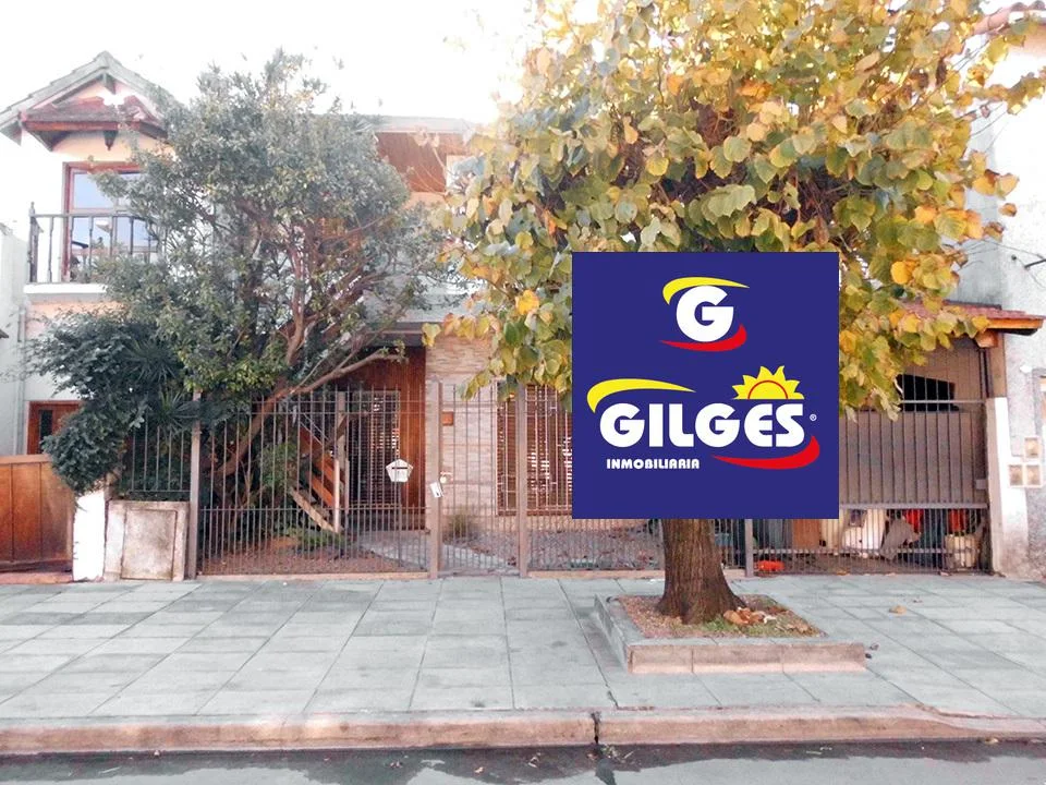 Casa en CASEROS al 200