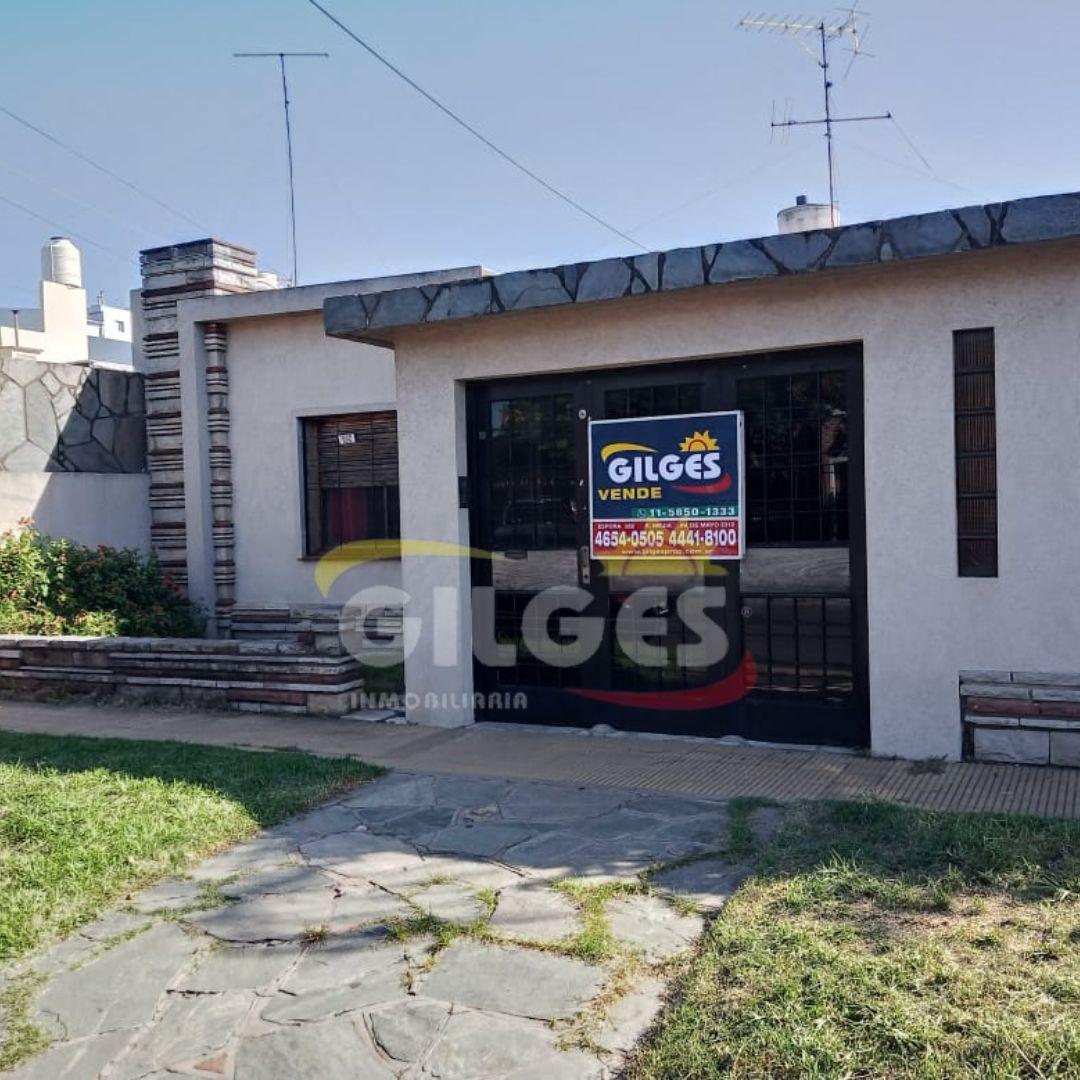 Casa 2 Ambientes sobre Lote de 10x21 m² - Ideal para Vivir o Invertir - Apto Crédito