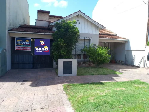 Casa 5 Amb. S/Lote de 8.66x22m² Buen estado