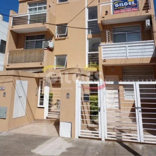 Departamento 2 Ambientes en NECOCHEA al 1800  Con Renta