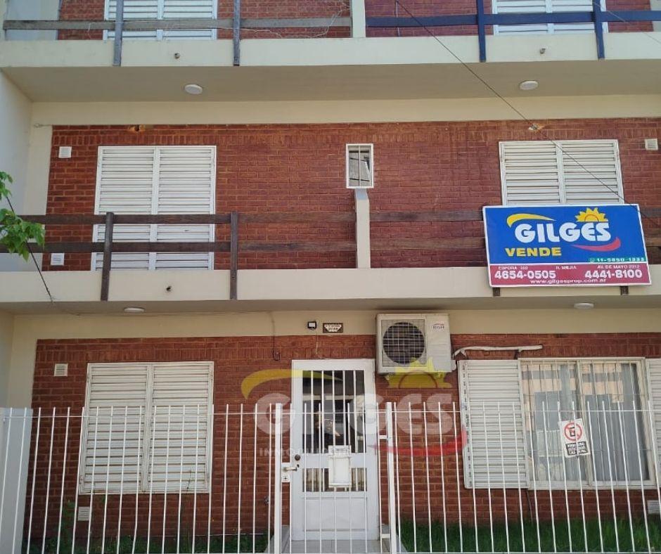 Departamento 2 Ambientes en Planta Baja al Frente – 60 m² – Buen estado -  Con Renta  Apto Crédito