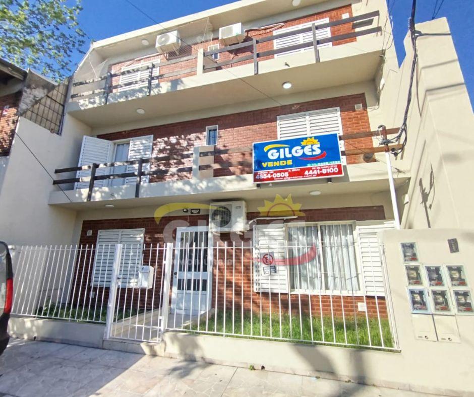 Departamento 2 Ambientes al Frente – 1° Piso por Escalera - Apto Crédito