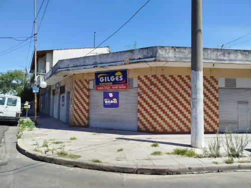 Local en PRIMERA JUNTA al 500