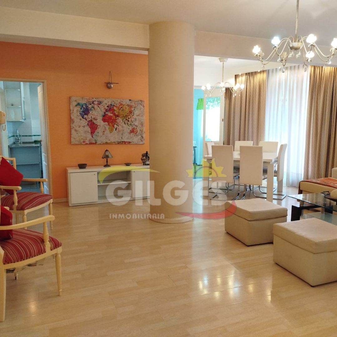 Departamento 4 ambientes con cochera y seguridad 24hrs