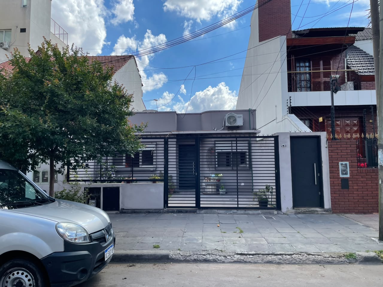 Casa de 3 ambientes en Ramos Mejía con Patio y garage