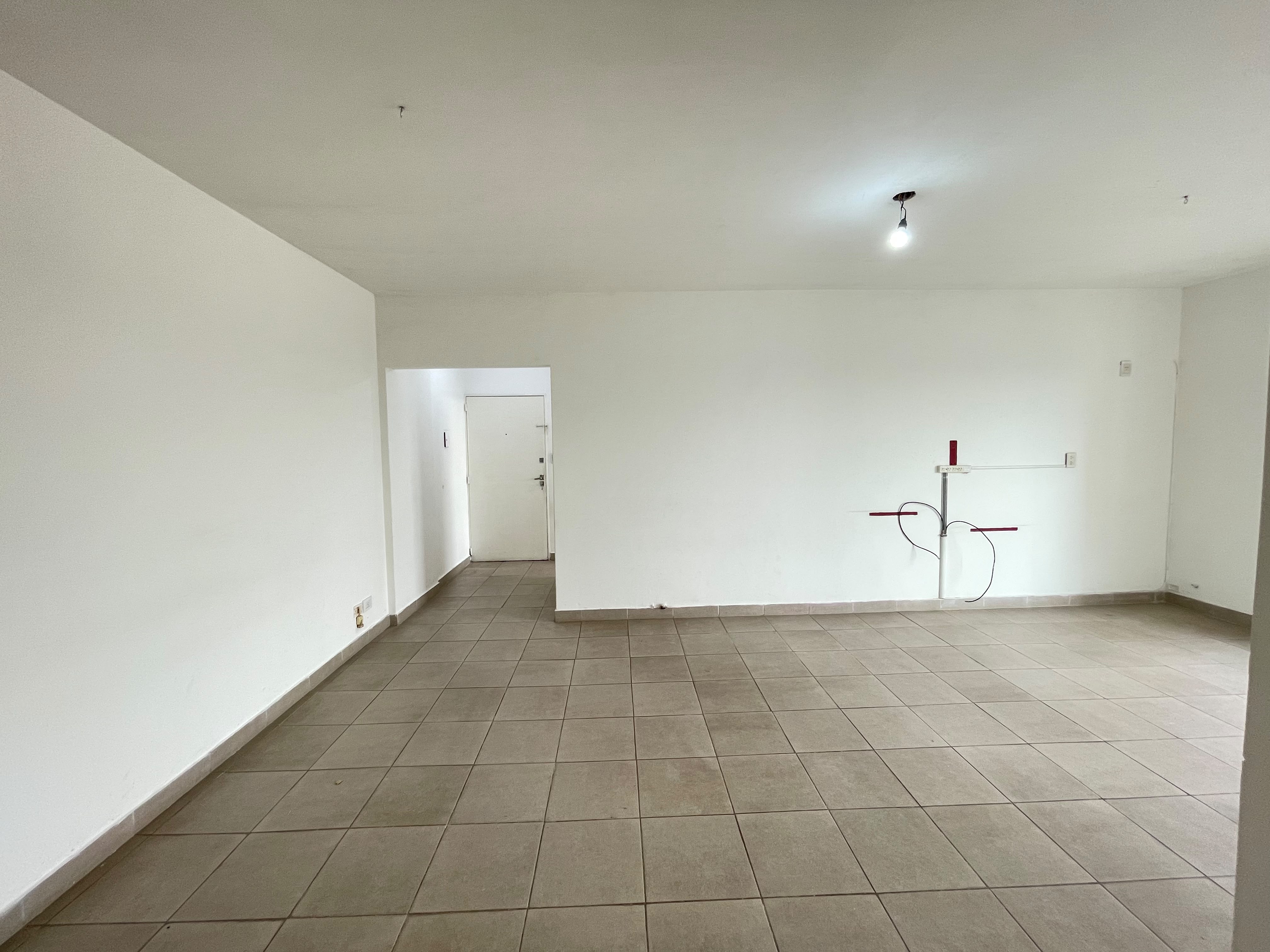 DEPARTAMENTO 4 AMBIENTES DE 82m² + COCHERA EN HAEDO