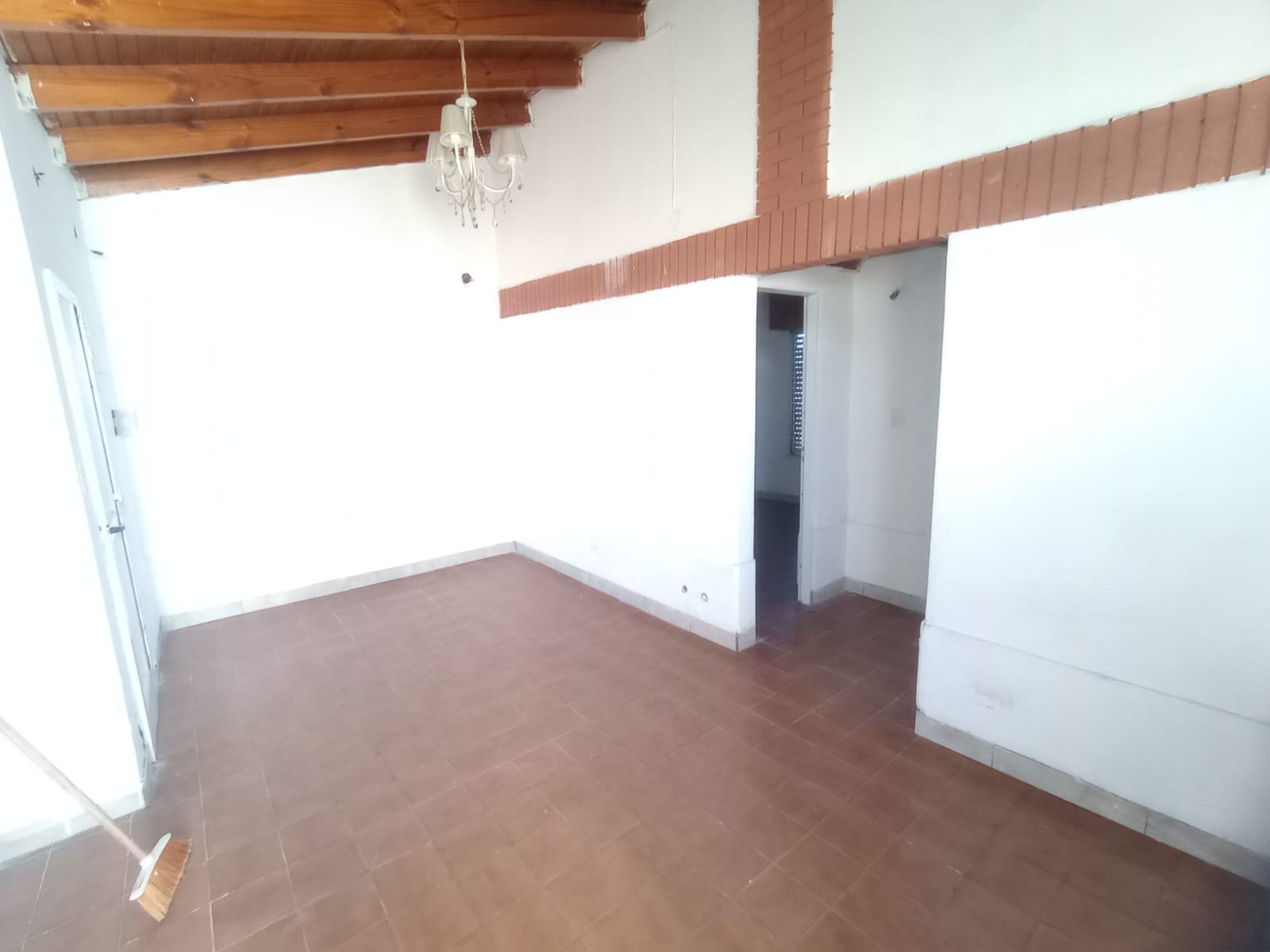Departamento 3 ambientes con balcón y patio en Ramos Mejía
