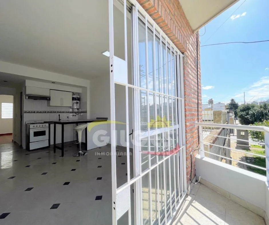 Departamento en CERRITO al 600, Ramos Mejia