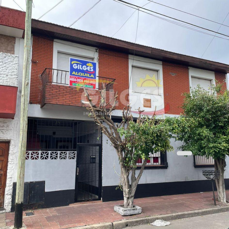 Departamento en LARREA  al 1300, Ramos Mejia