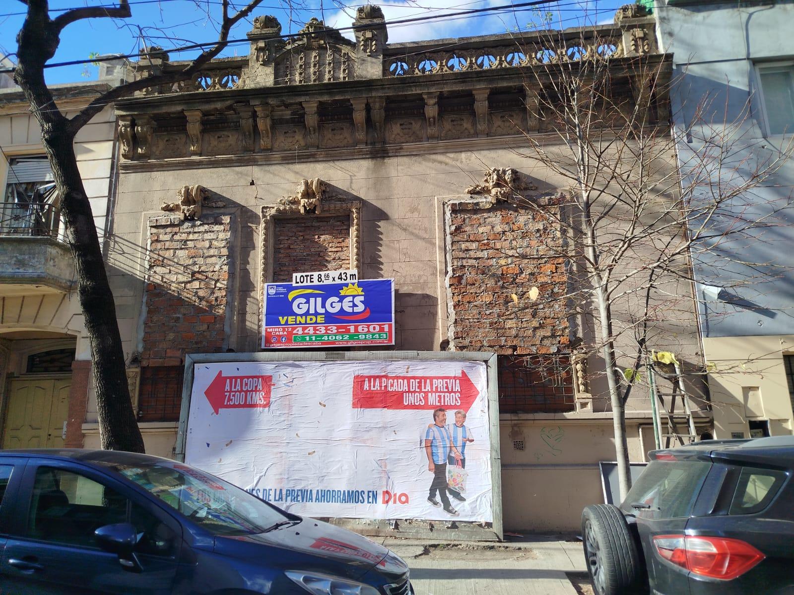 Terreno en QUIRNO al 100, Flores